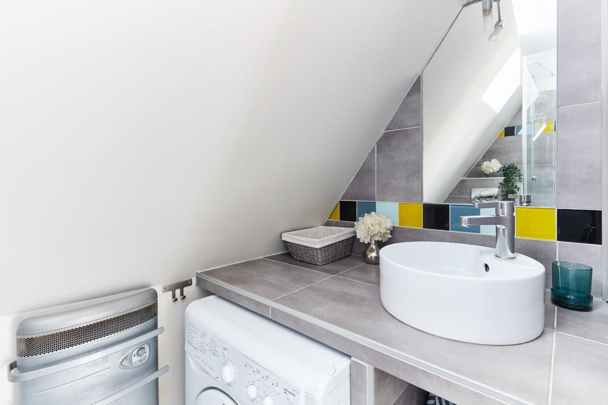 Place Des Vosges - 1Br With Balcony - Cityapartmentstay Paryż Zewnętrze zdjęcie